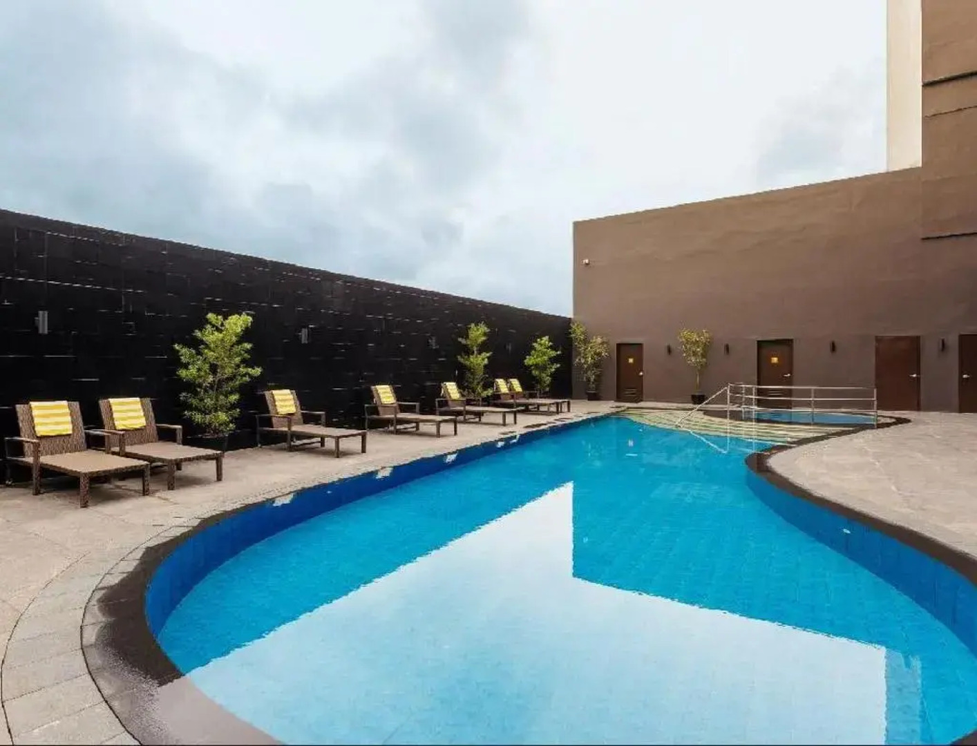 Summit Hotel Tacloban