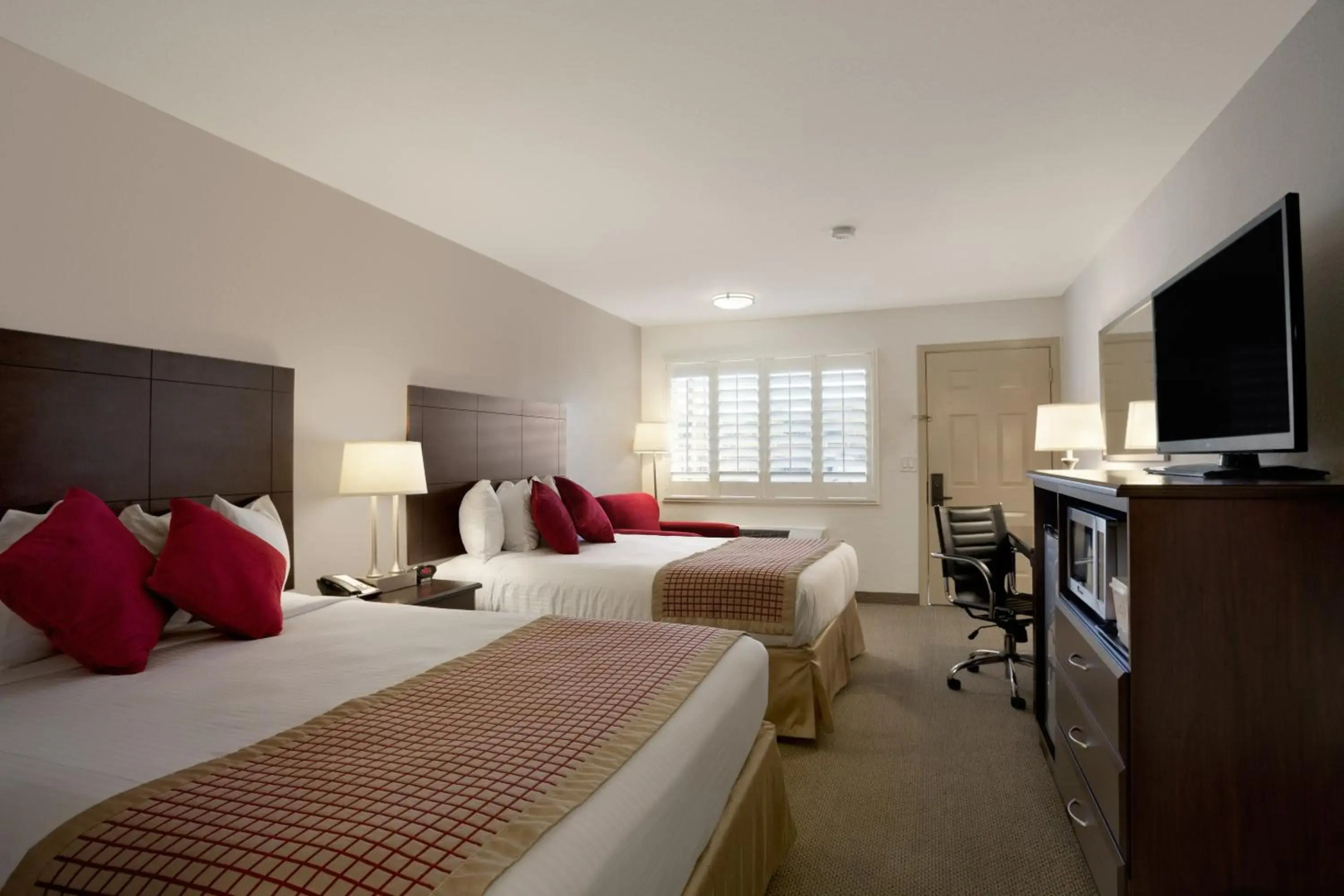 Infinity Inn & Suites