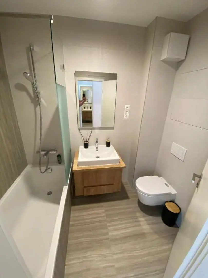Premium Lelle Waterfront Resort Clyde