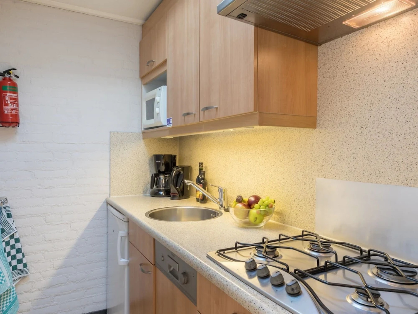 Bungalow in Netherlands With Bubble Bath