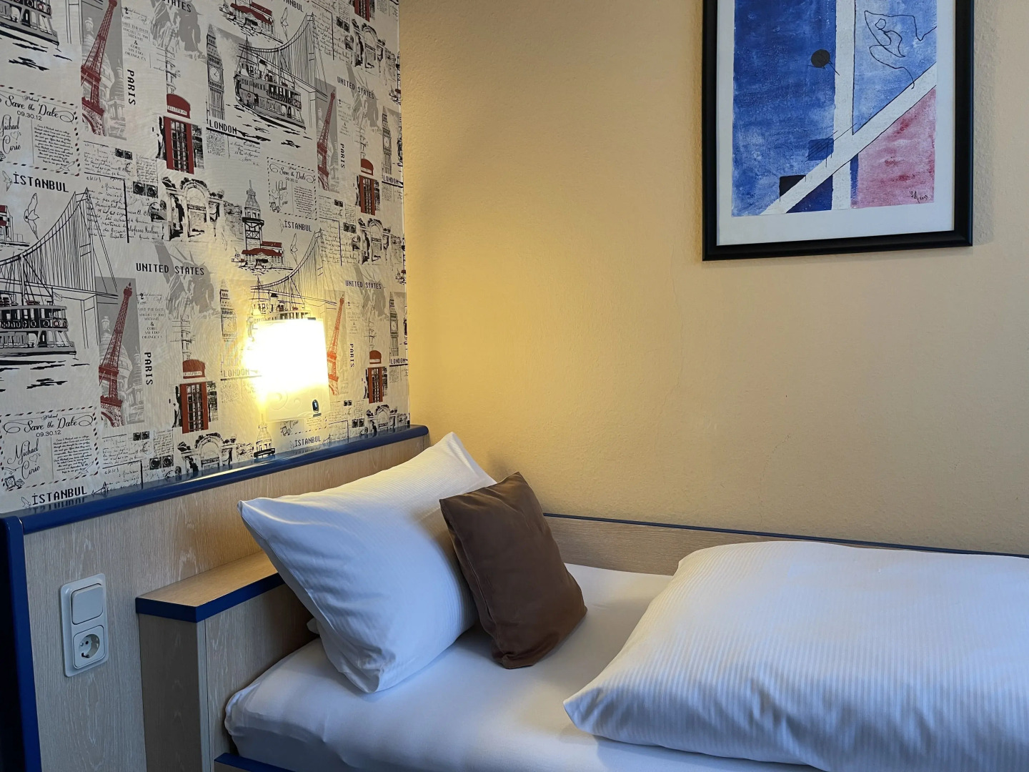 Hotel Stadt Hamburg am Fluss Saarbrücken