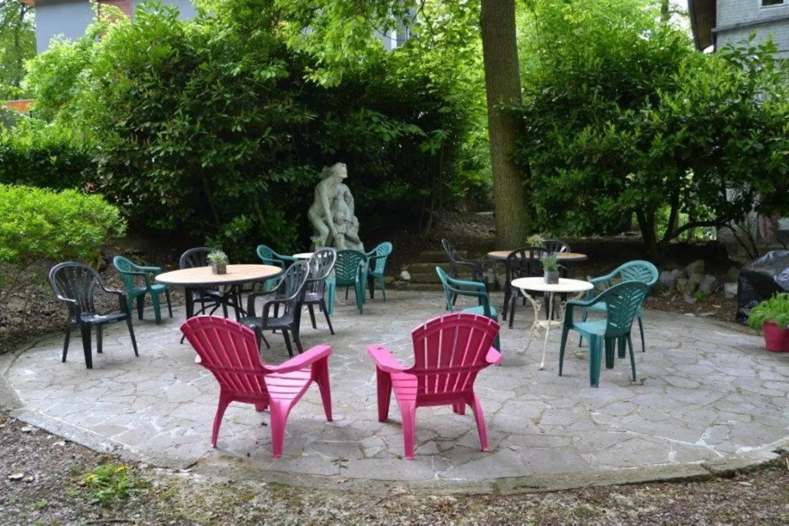 Marcinelle Apartotel Des Jardins De La Fontaine Qui Bout