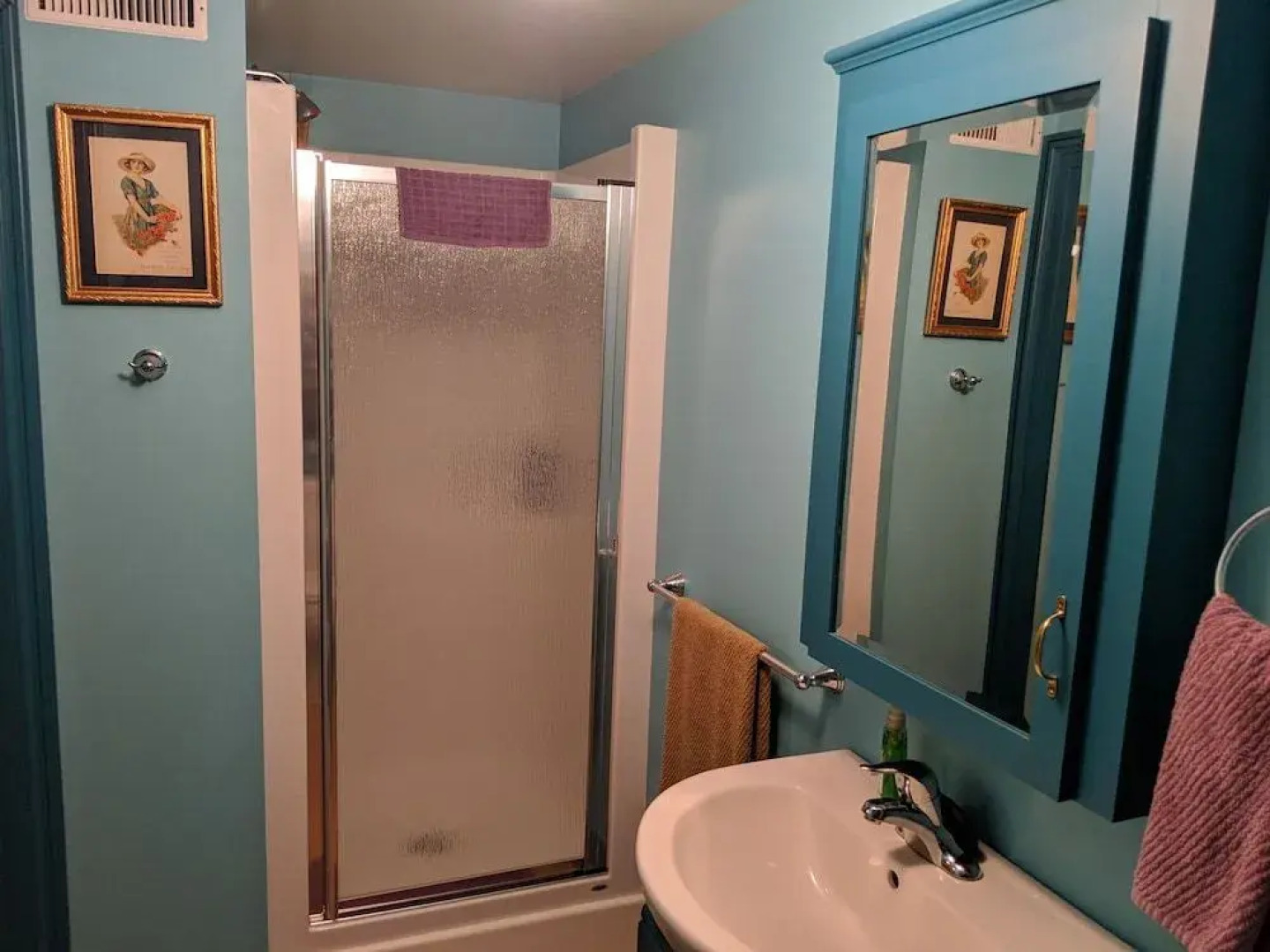 Gower Manor Historical Bed & Breakfast