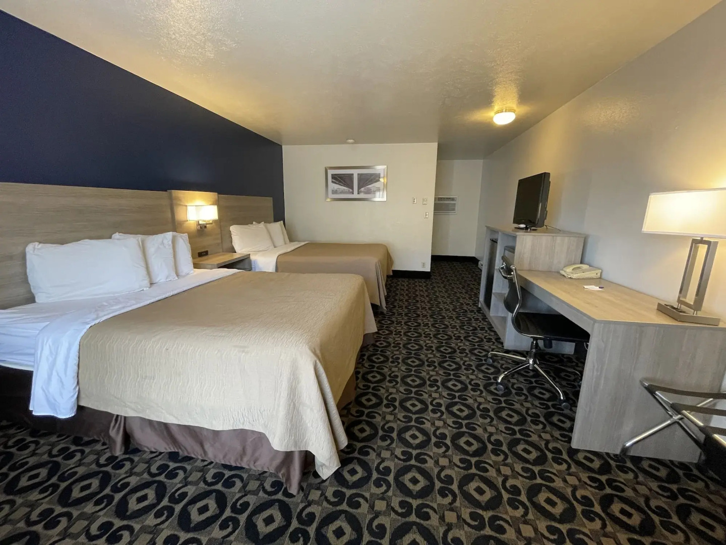Americas Best Value Inn Roosevelt Ballard