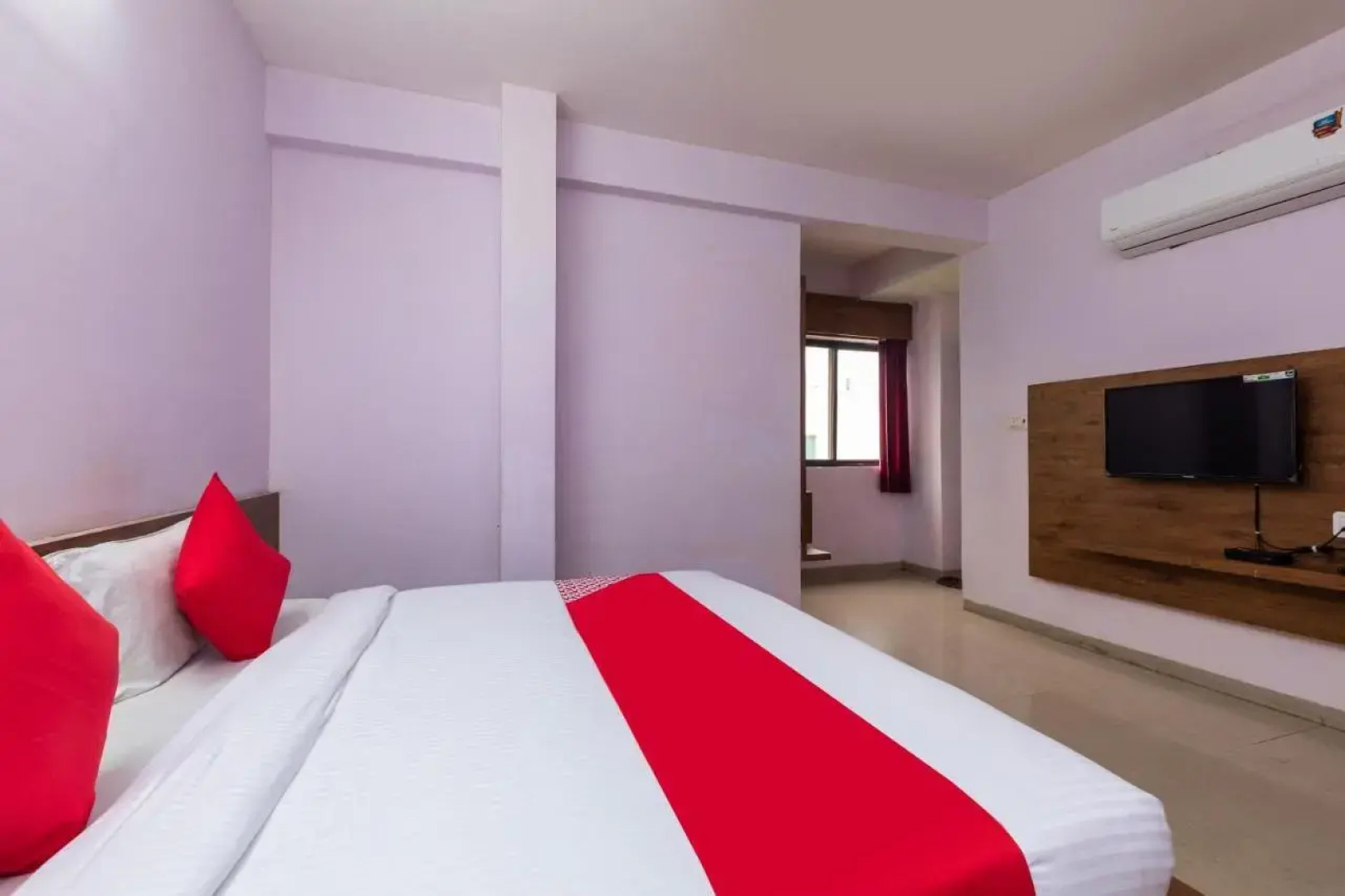 Prince Palace by OYO Rooms