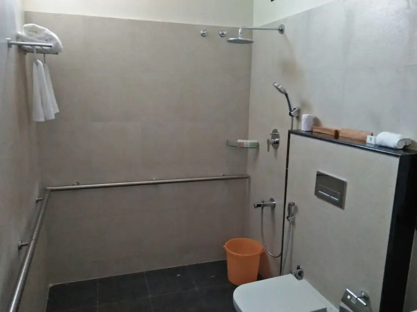 Shathayu Ayurveda Yoga Retreat