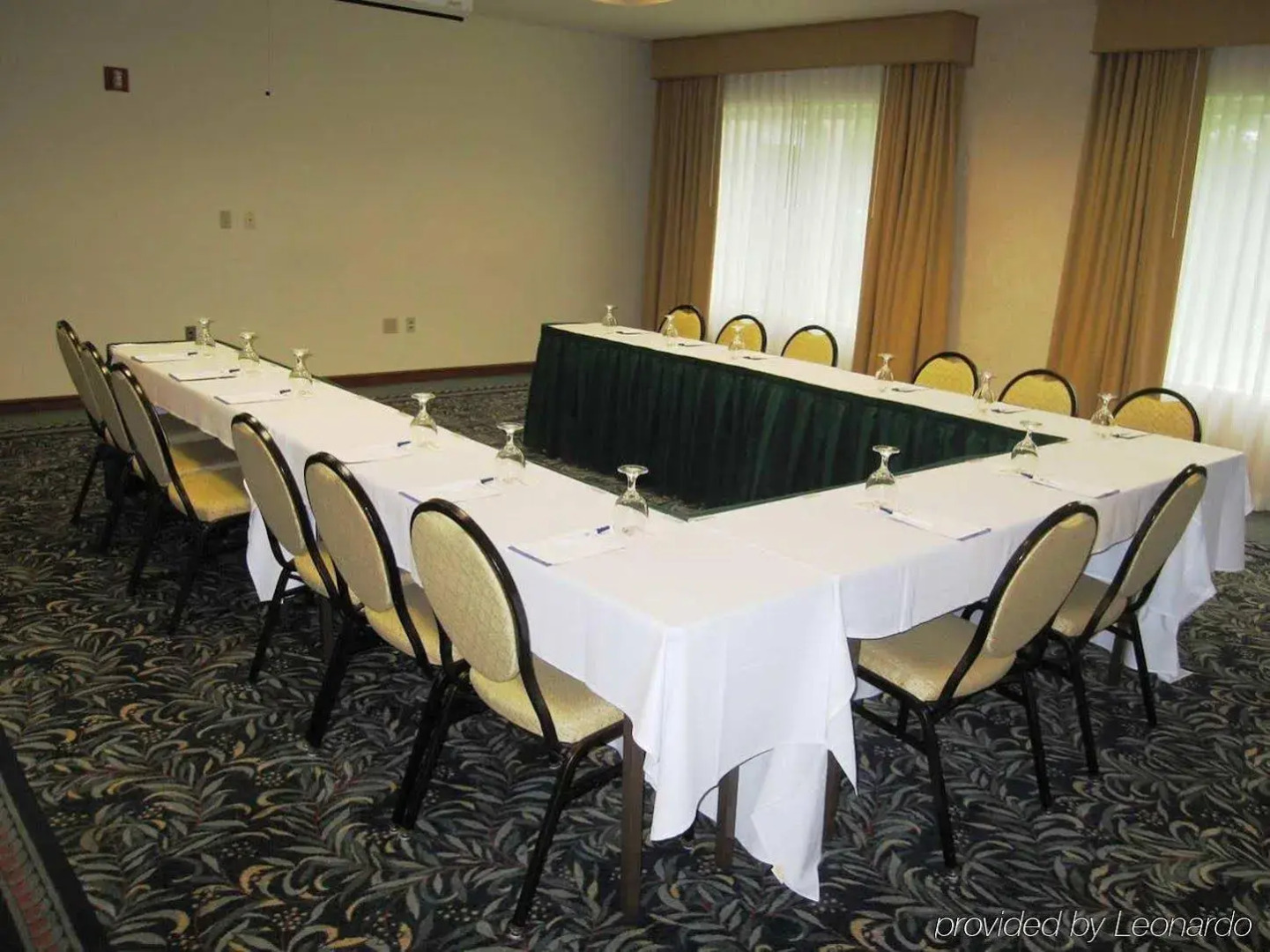 Hilton Garden Inn Cleveland Airport