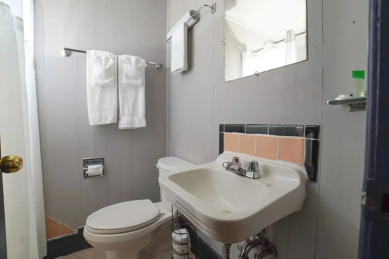 Glen Garry Motel and Cottages