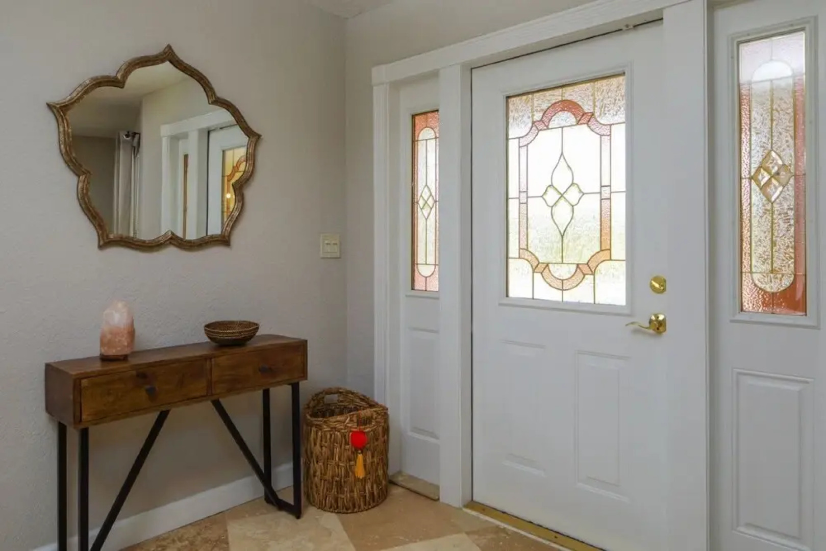 Golfview - Short Term Rental Certified by Weston. Private & Sanitized, Perfect for Social Distancing & Working From Home. Self Check-in. Private Pool, Pet Friendly. Super-host Support