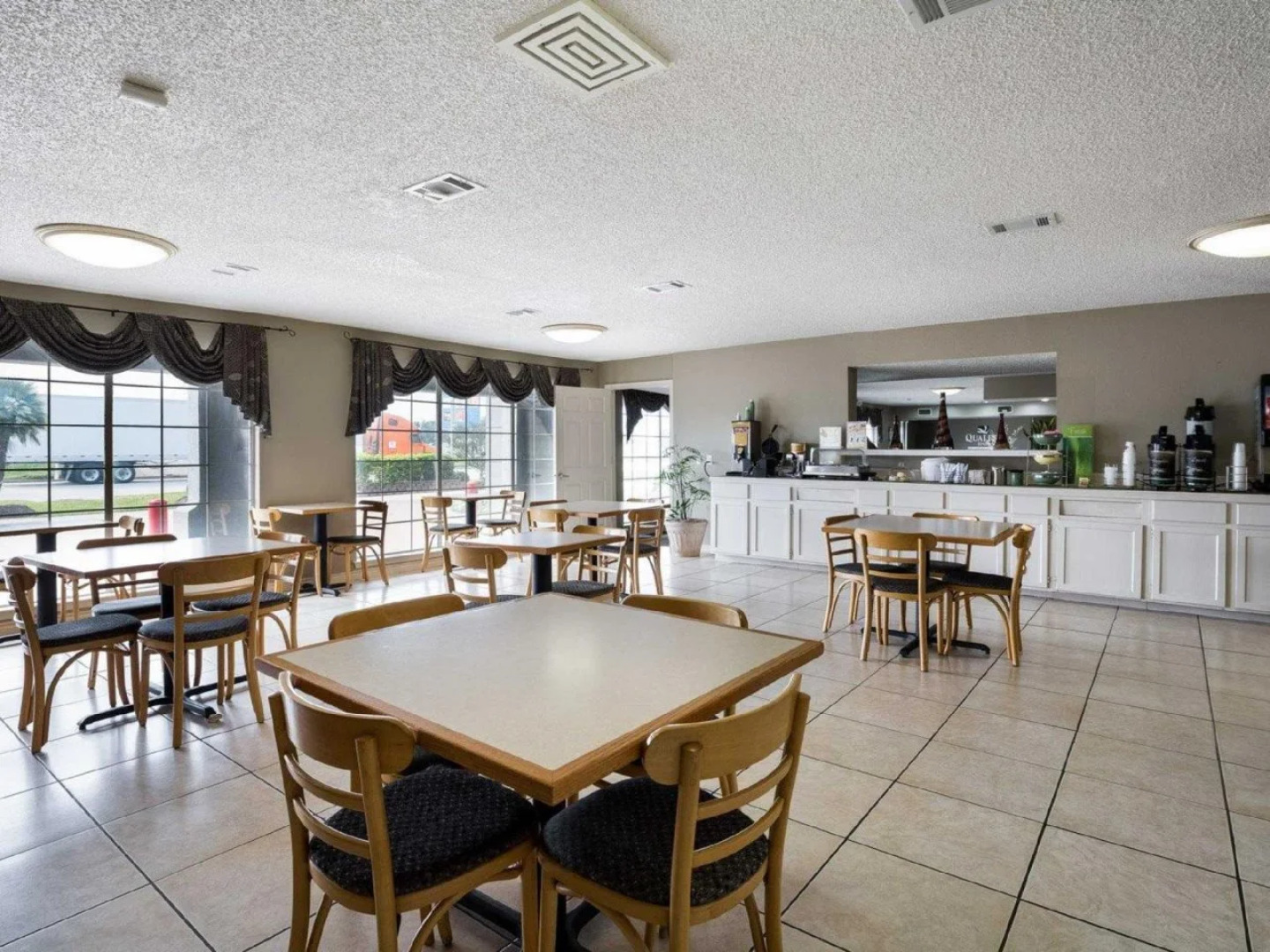 Quality Inn Clute Freeport