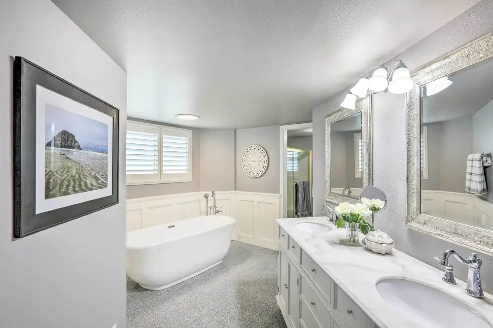 Ideally Located Ocean Escape Near Beach & Wineries