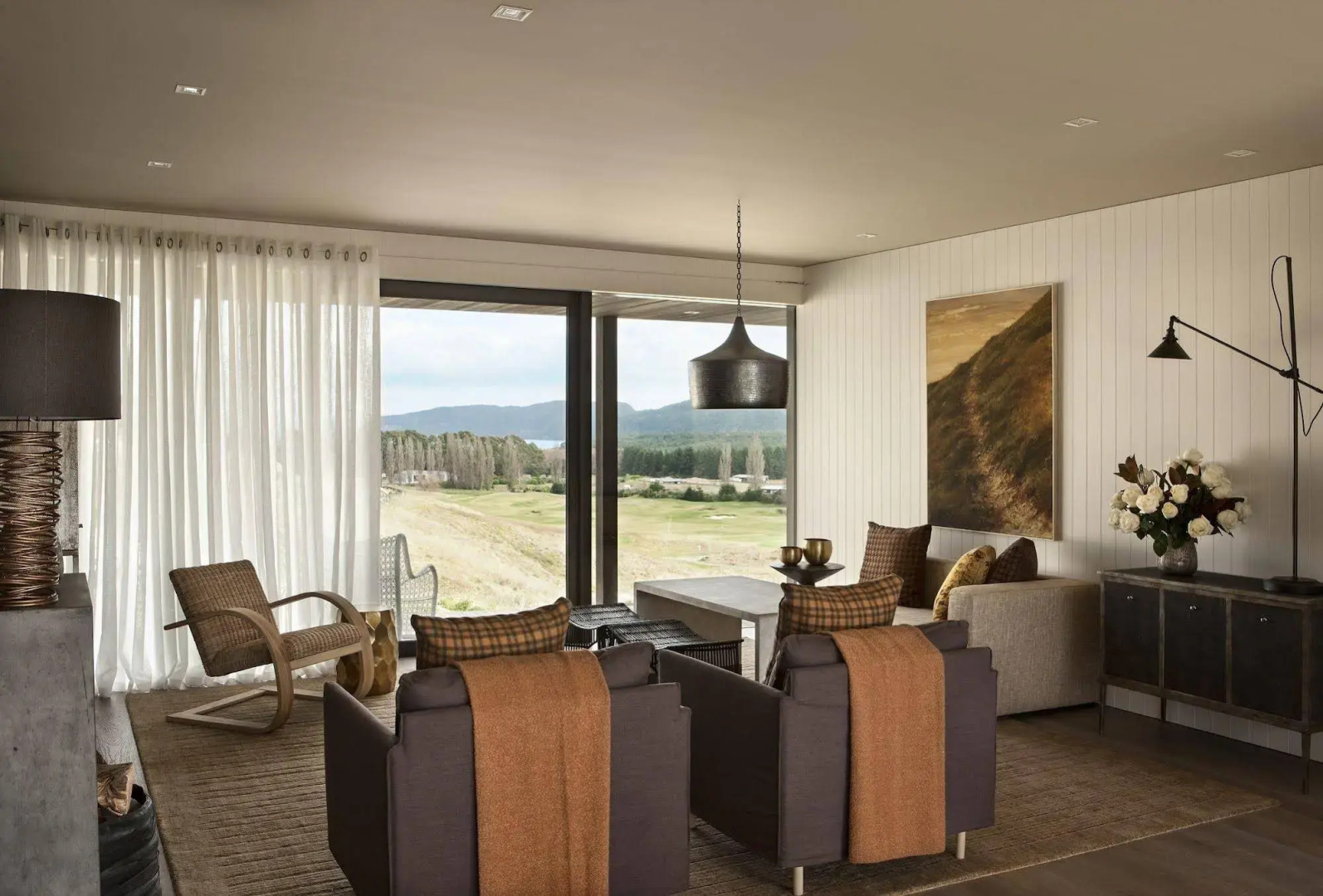 Kinloch Manor & Villas