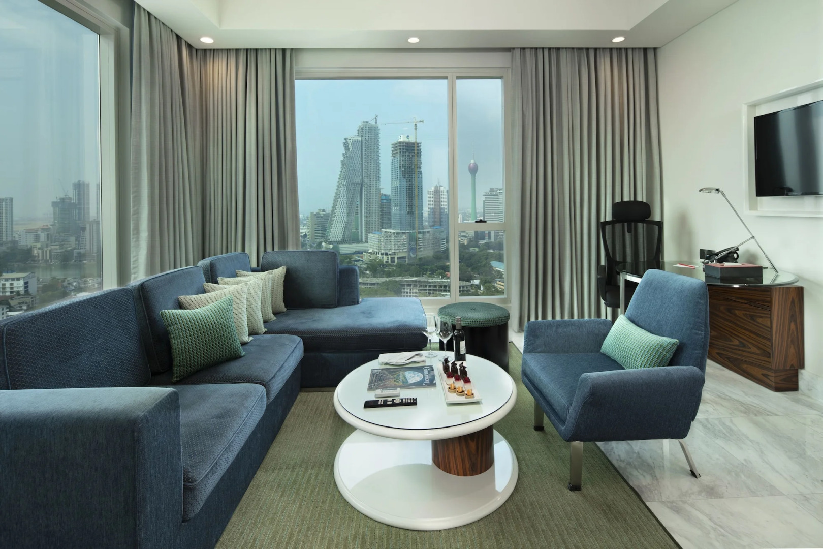 Cinnamon Red Colombo