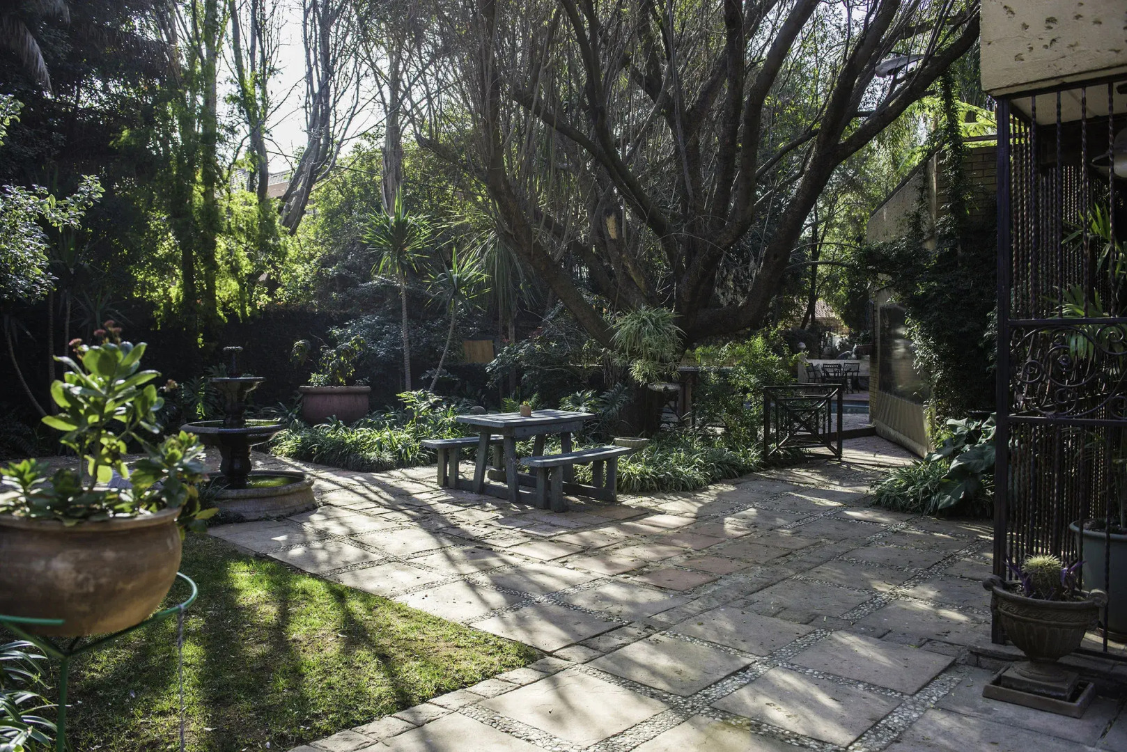 Sunward Park Guest House & Conference Centre