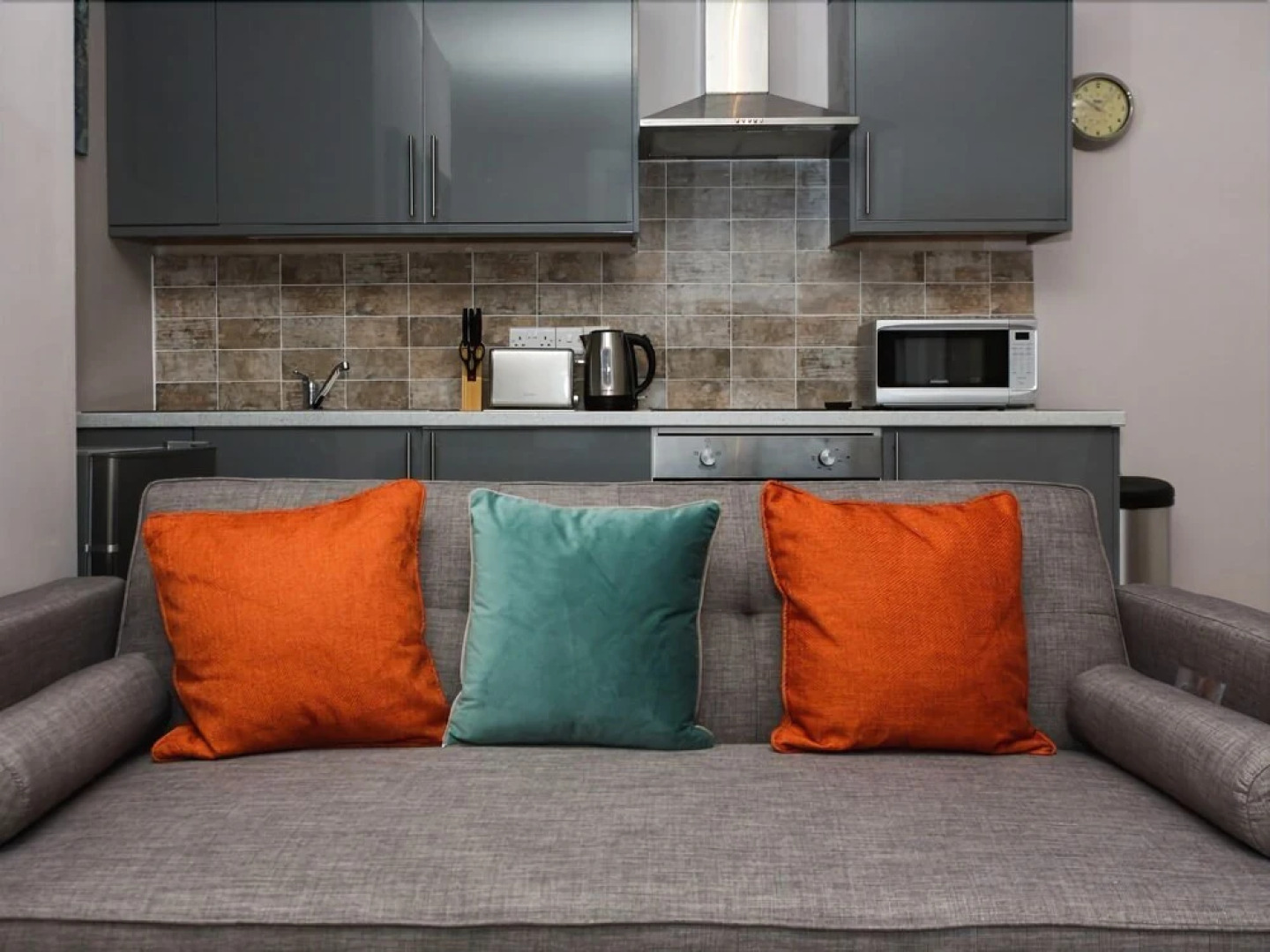 Alexander Apartments Alexandra House