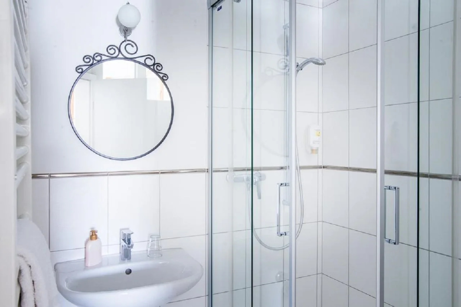 Carlton Europe Hotel