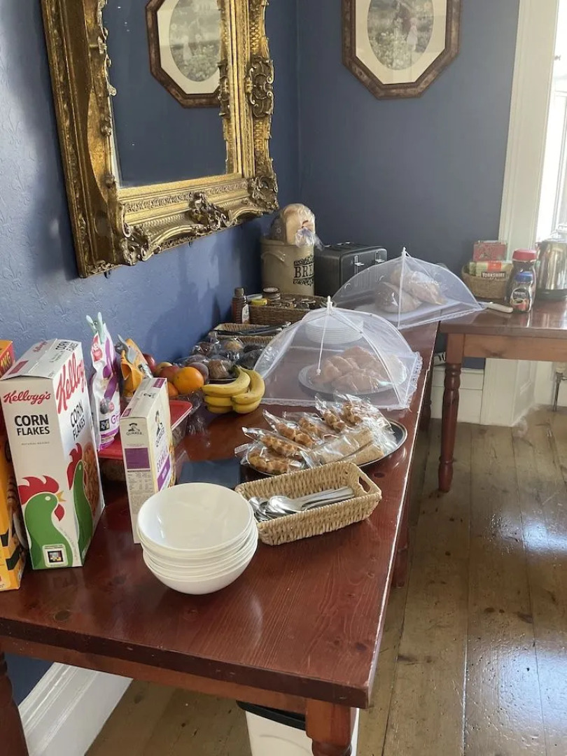 Number 52 Bed & Breakfast