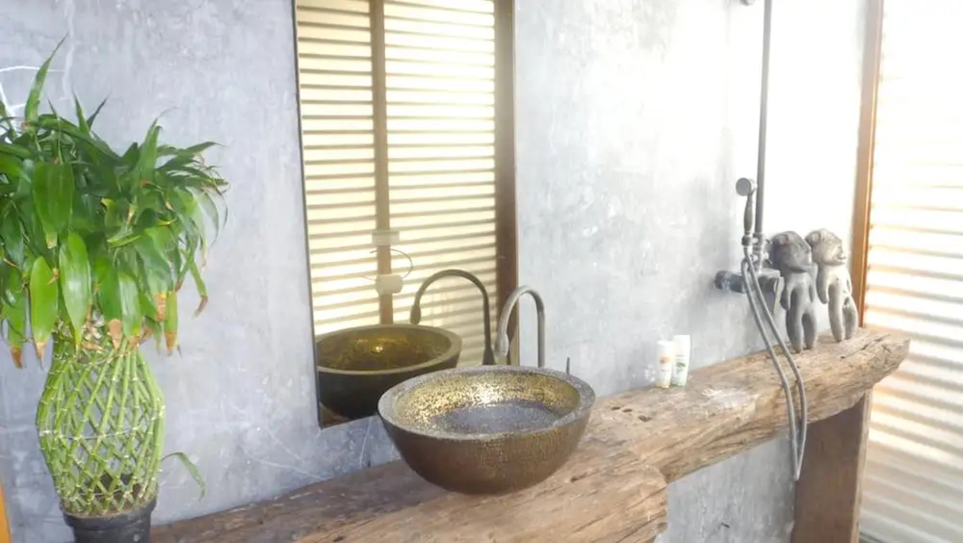 Villa With 4 Bedrooms in Kabupaten de Tabanan, With Wonderful sea View