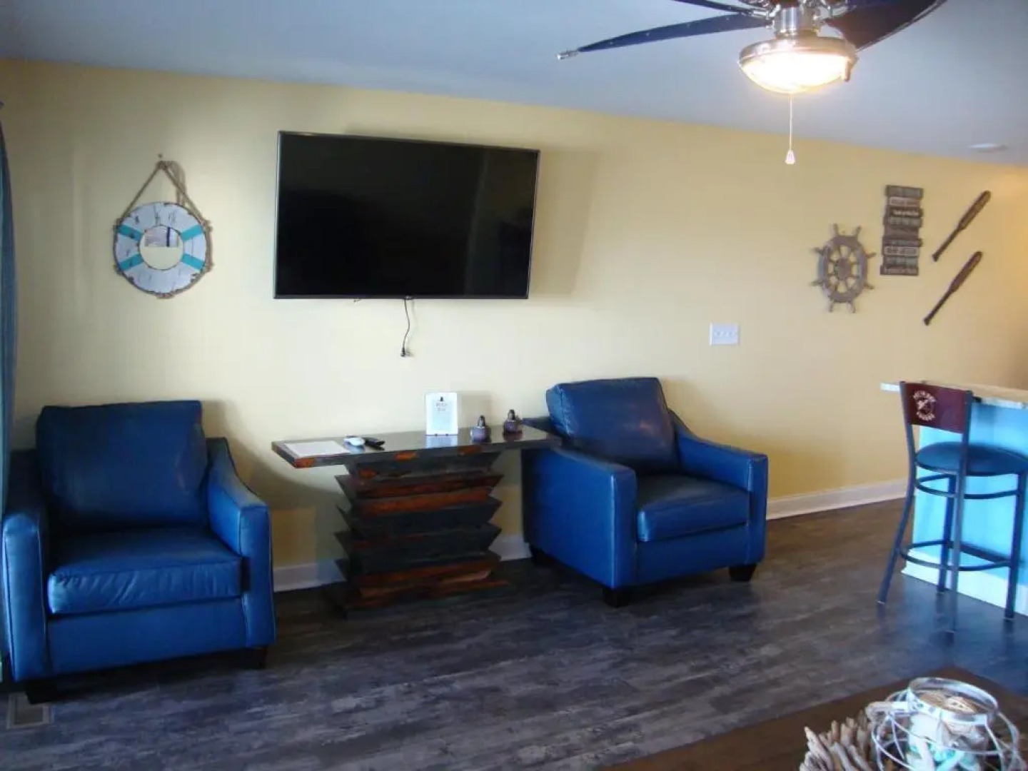 Put-in-Bay Waterfront Condo #107