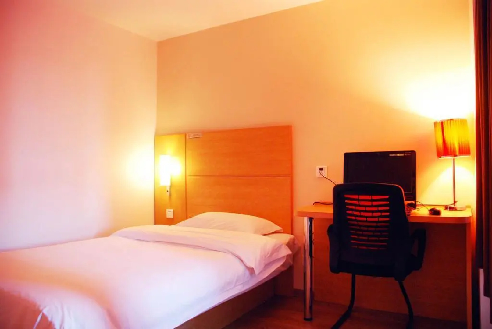 Ibis Changchun Jianshe Street