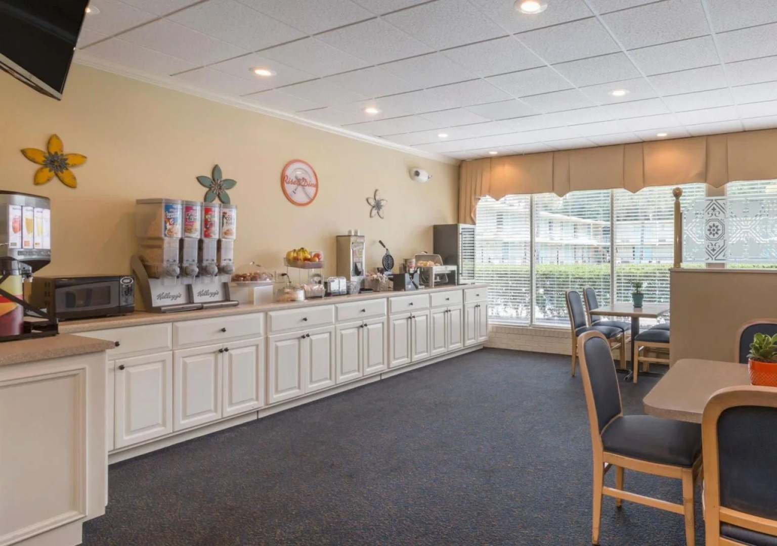 Howard Johnson Bainbridge Sout