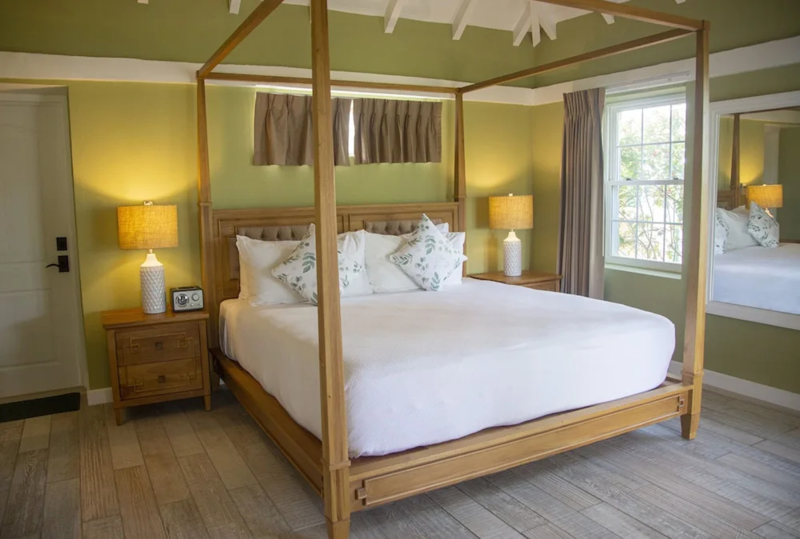 Weatherills Hotel