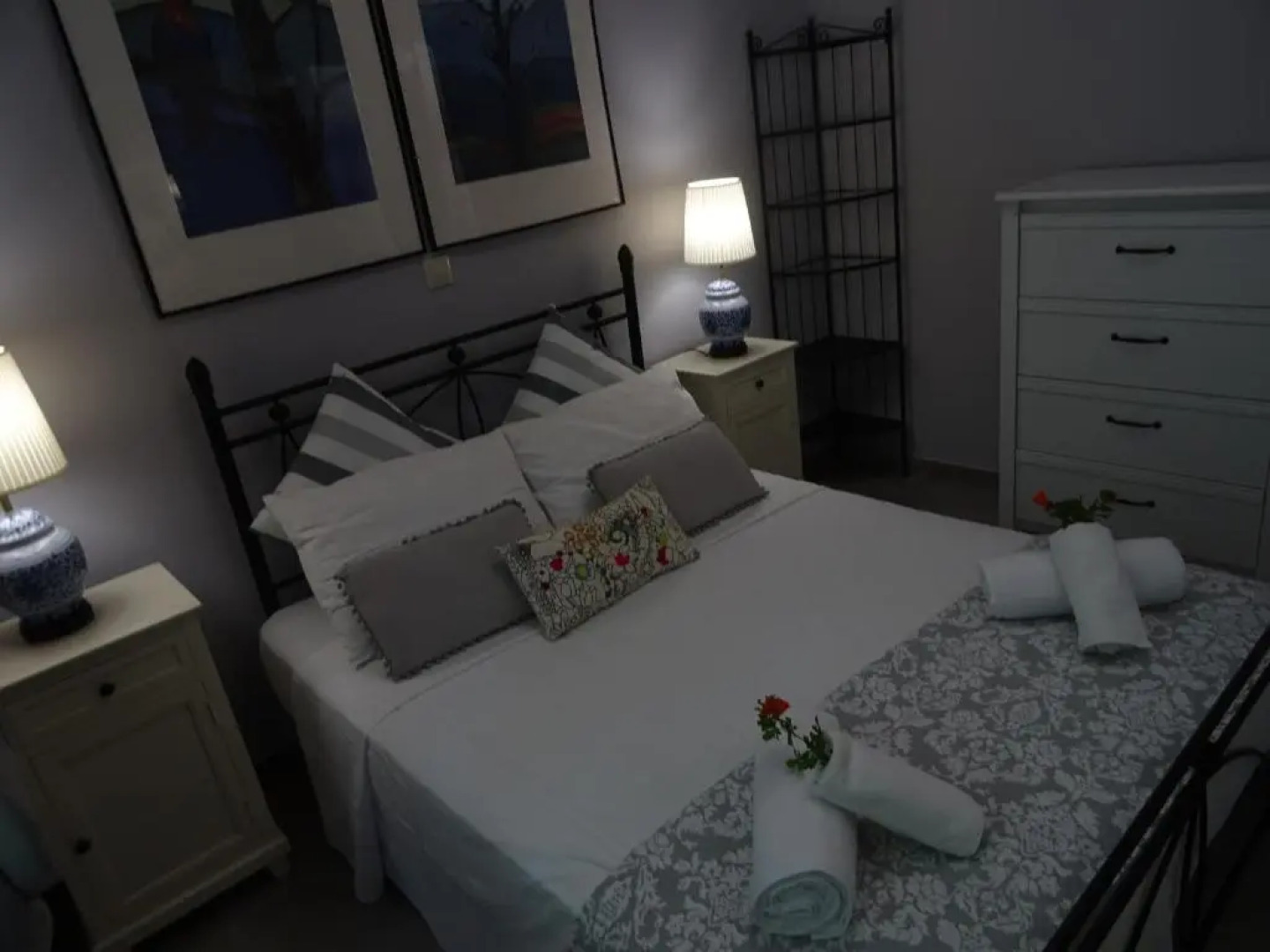 Vasia's Artist's Villa