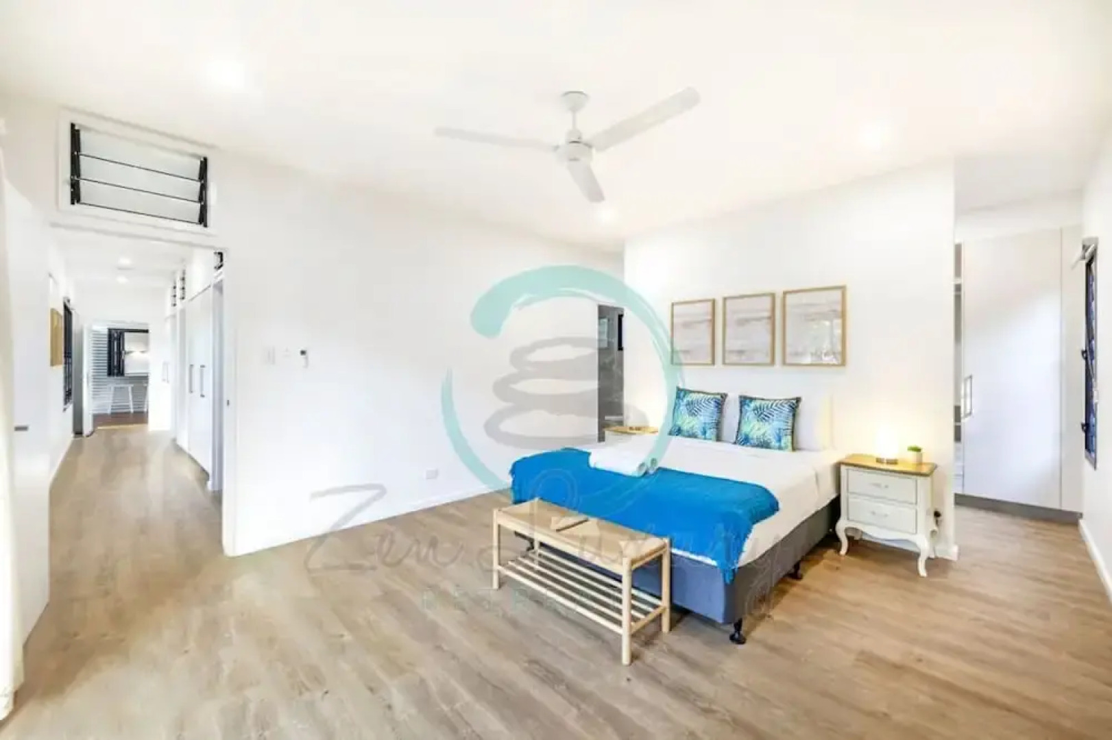 Urbanretreat Modern Outdoor Dining Backyard