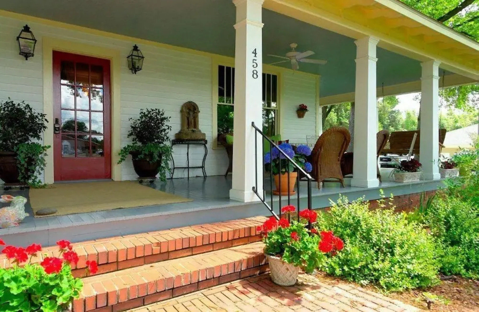 458 West Bed & Breakfast