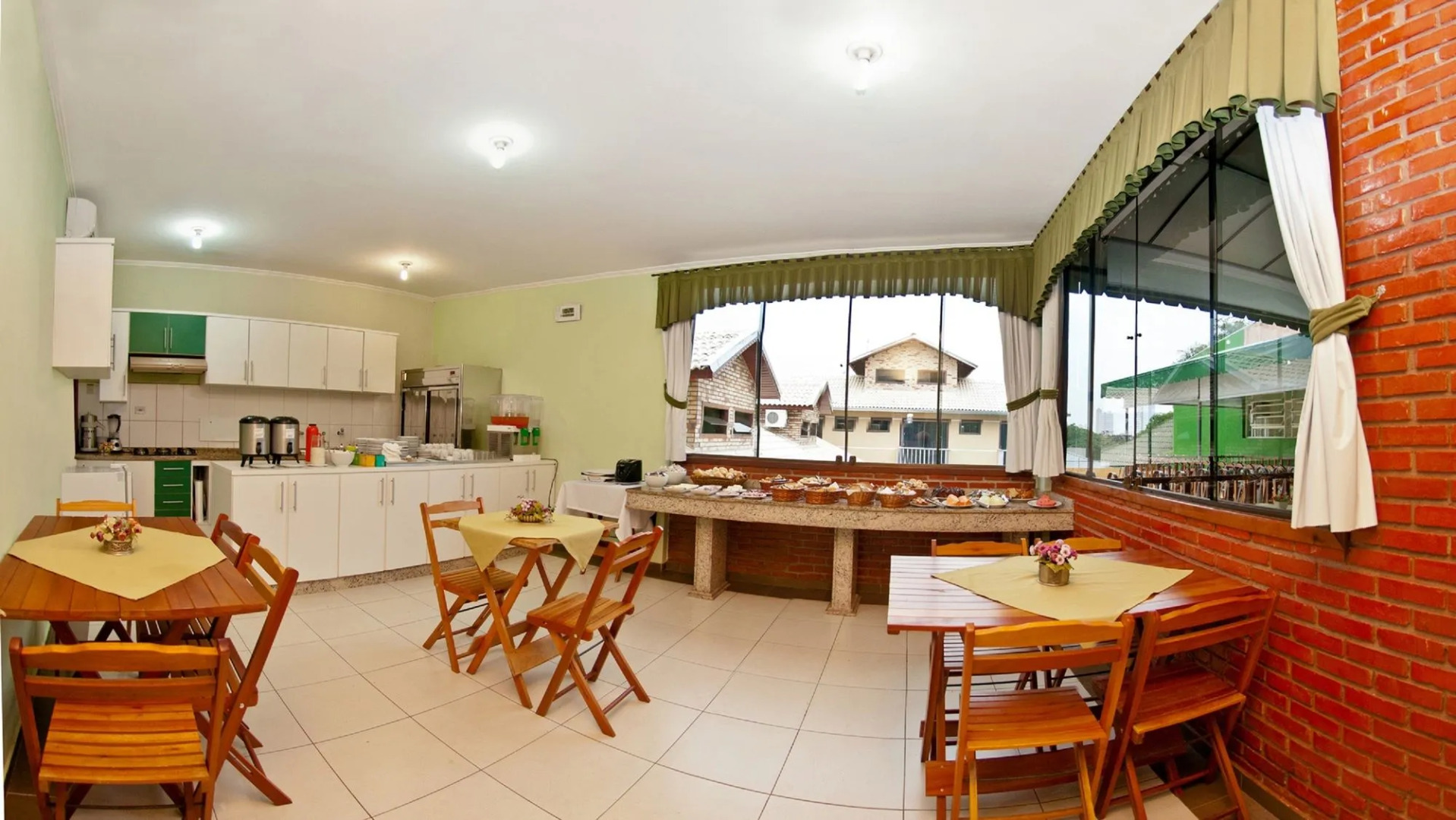 Charm Iguassu Suites Pousada