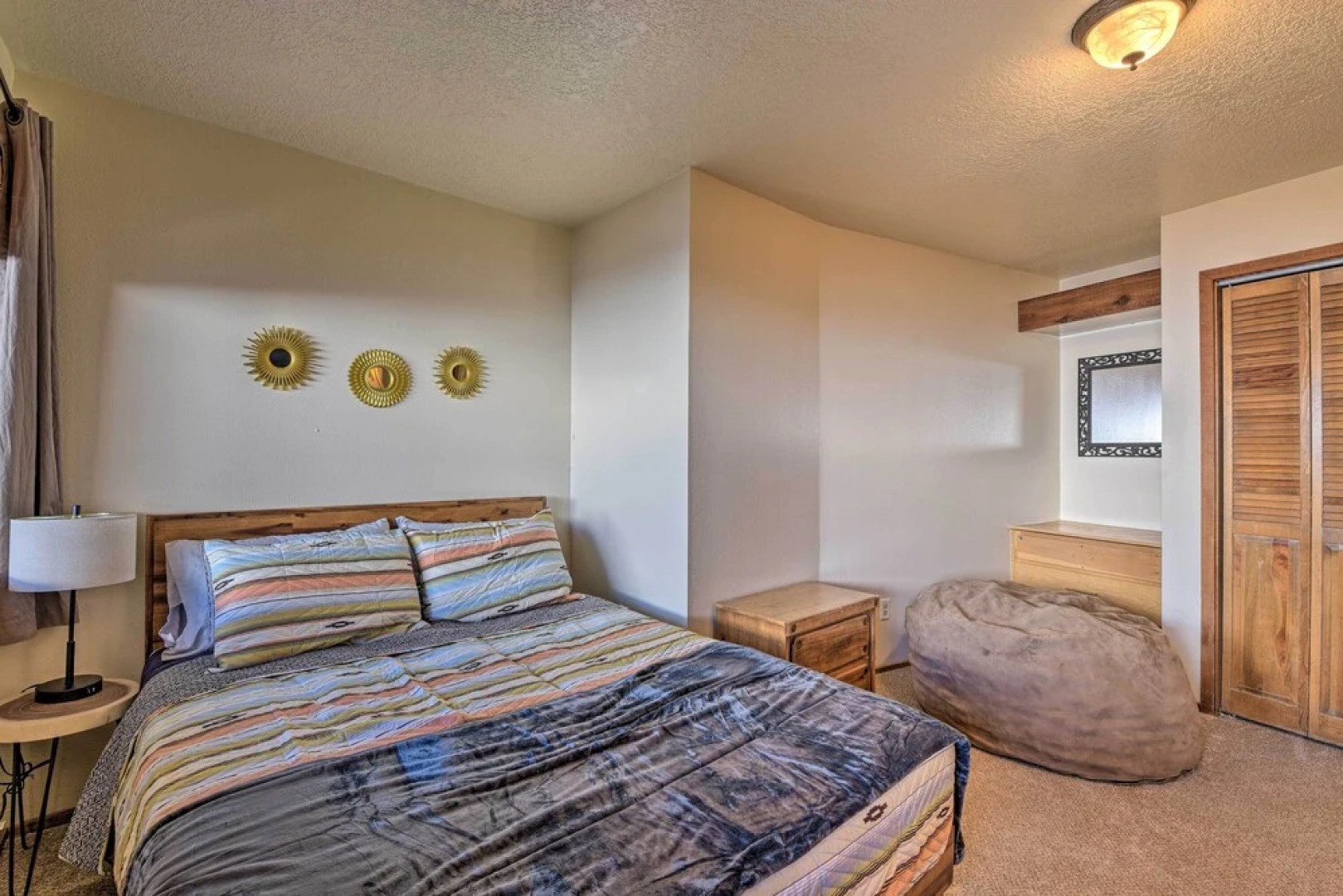 Warm Townhome w/ Sauna at Angel Fire Ski Lift