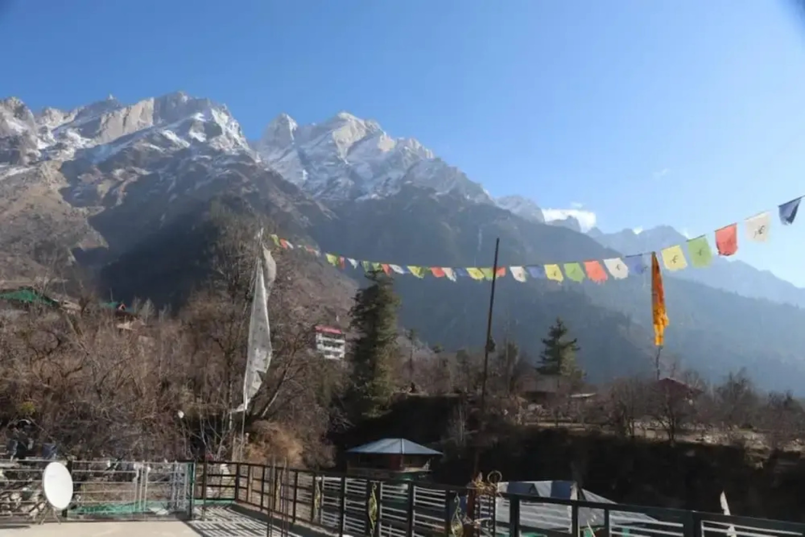 Hotel Sangla Retreat