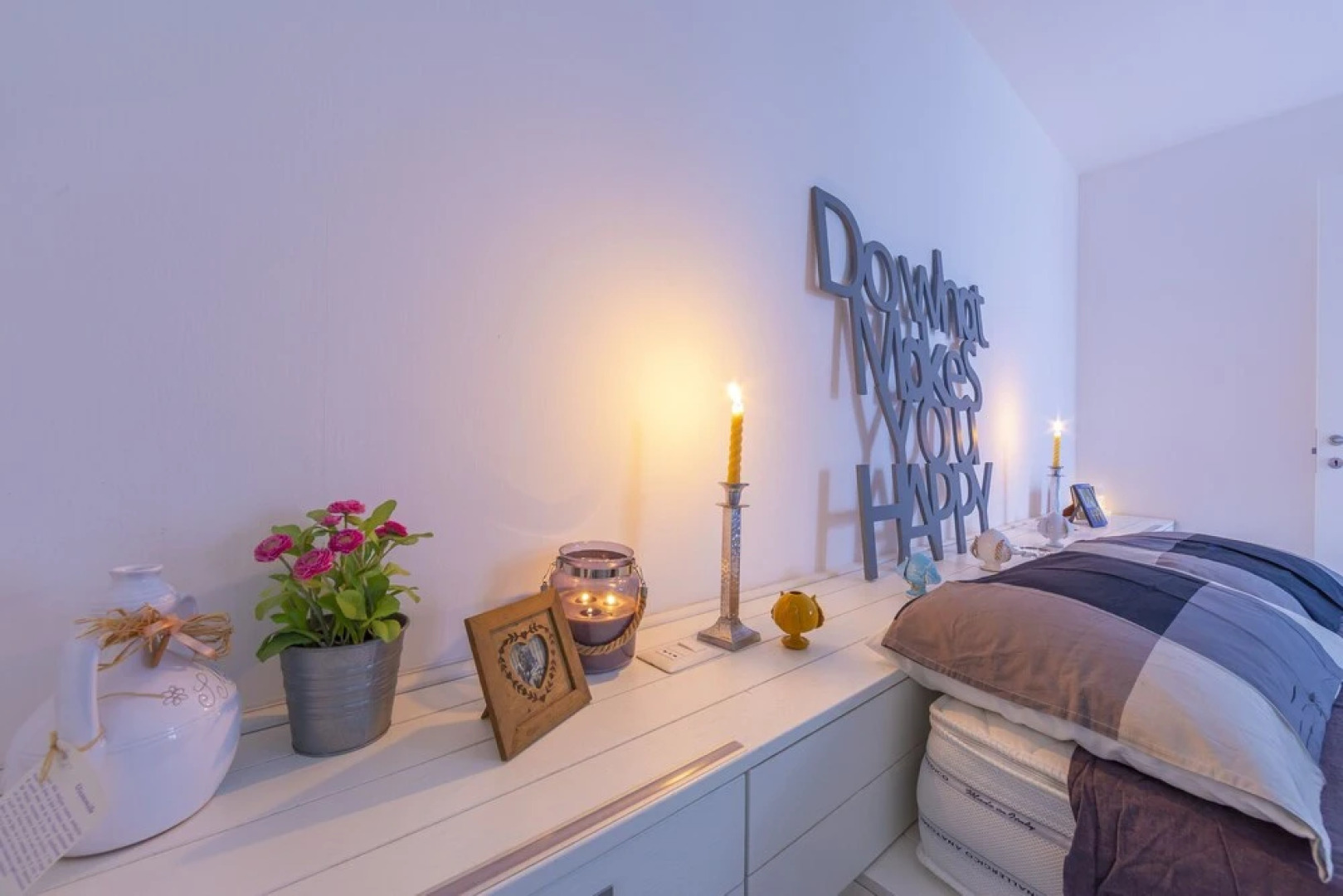 The Orange 22 Sweet Home