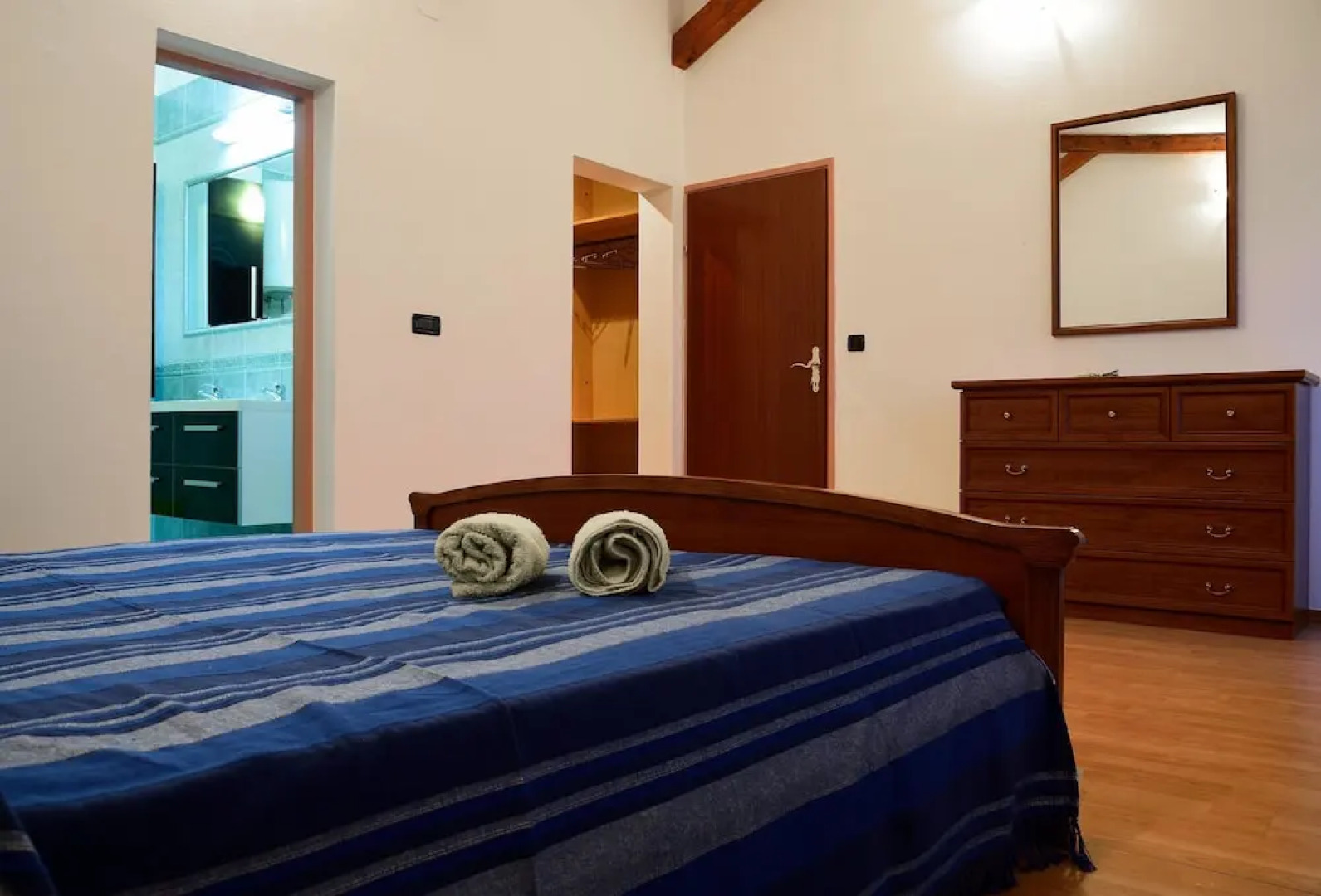 Apartment Mrkić / Four Bedroom A1