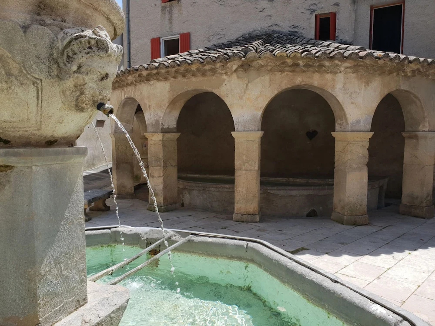 Modern Holiday Home in Languedoc-roussillon With Pool