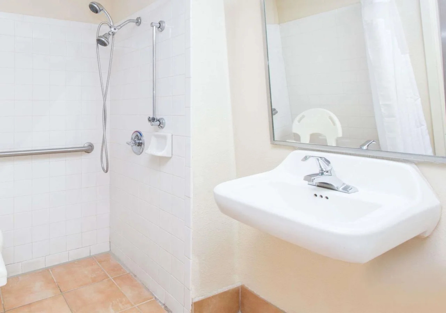 Super 8 By Wyndham Spartanburg/I-26 Exit 22