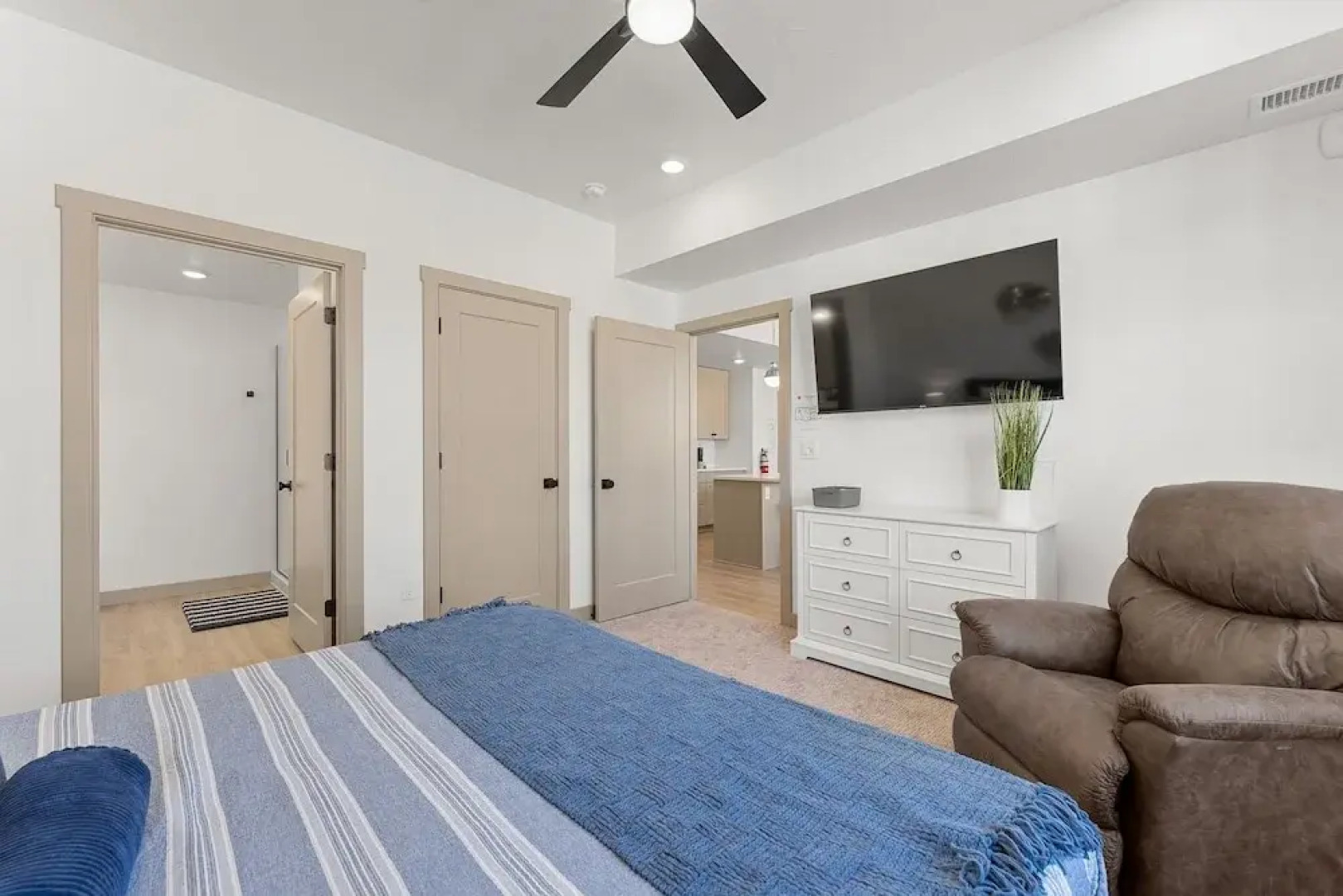 Sweet Retreat 3 Bedroom Condo