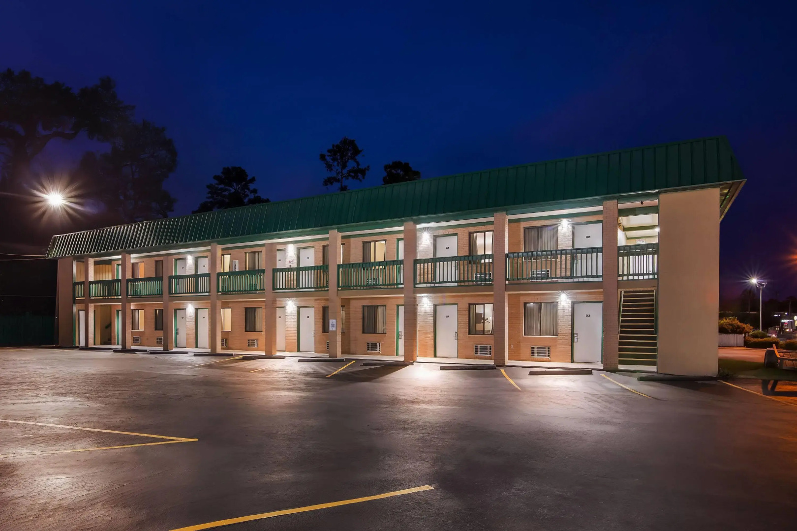 Super 8 by Wyndham Columbia SC / Ft. Jackson