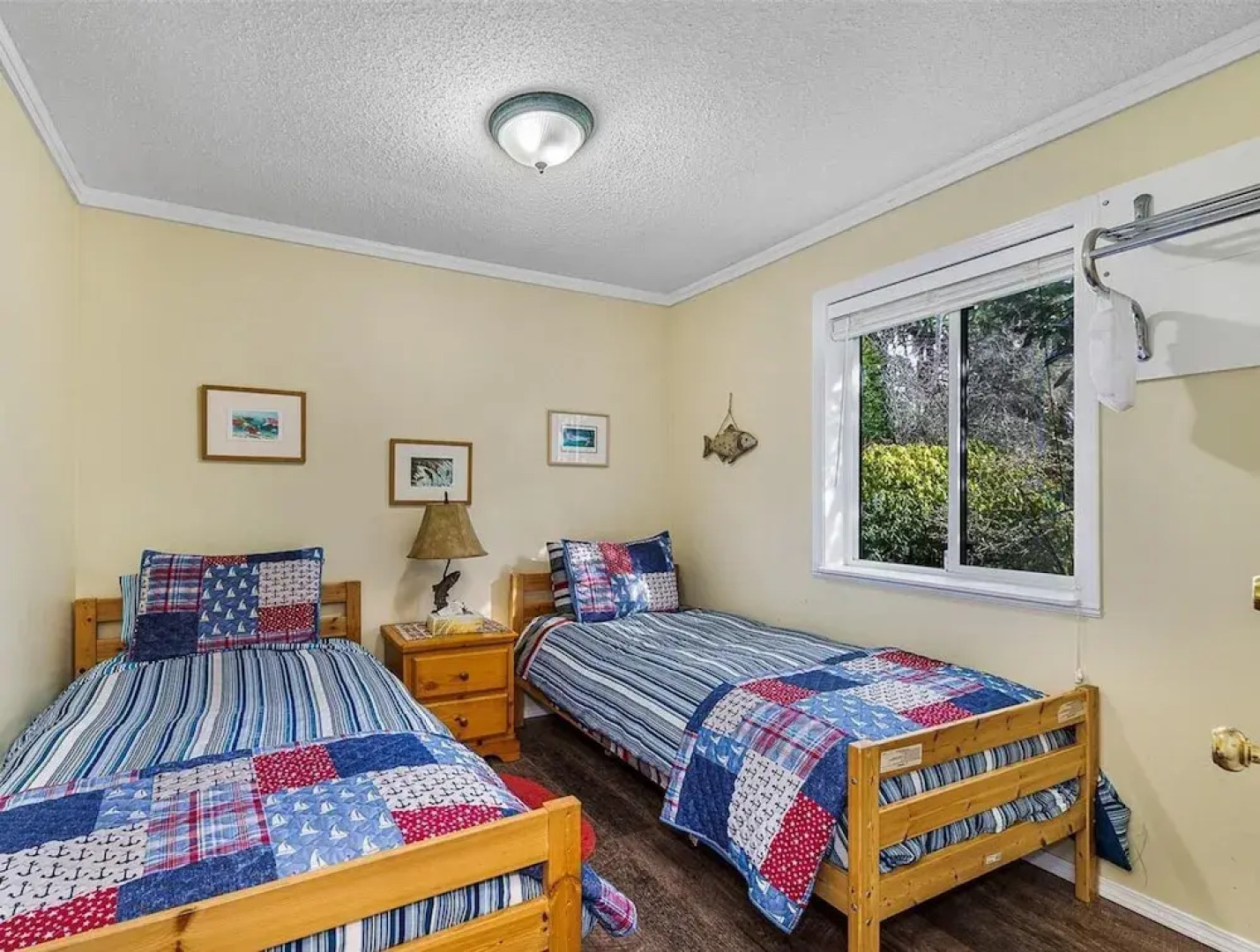 Salty Towers Oceanfront Cottages