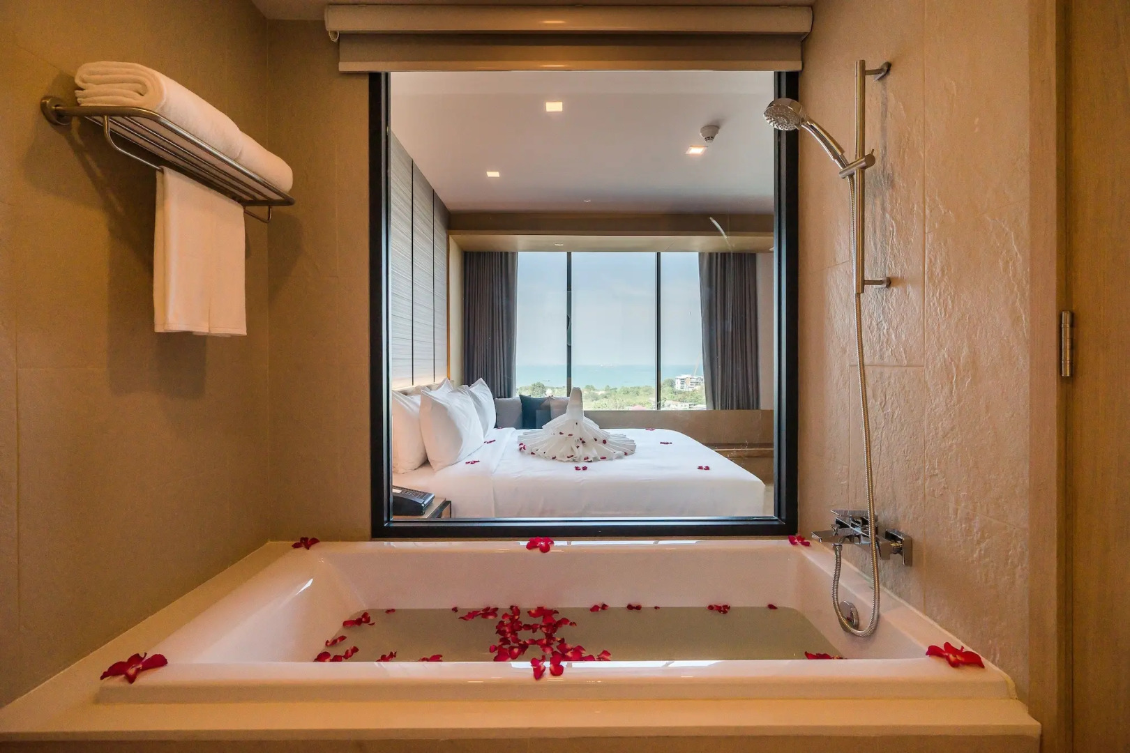 Arize Hotel Sri Racha