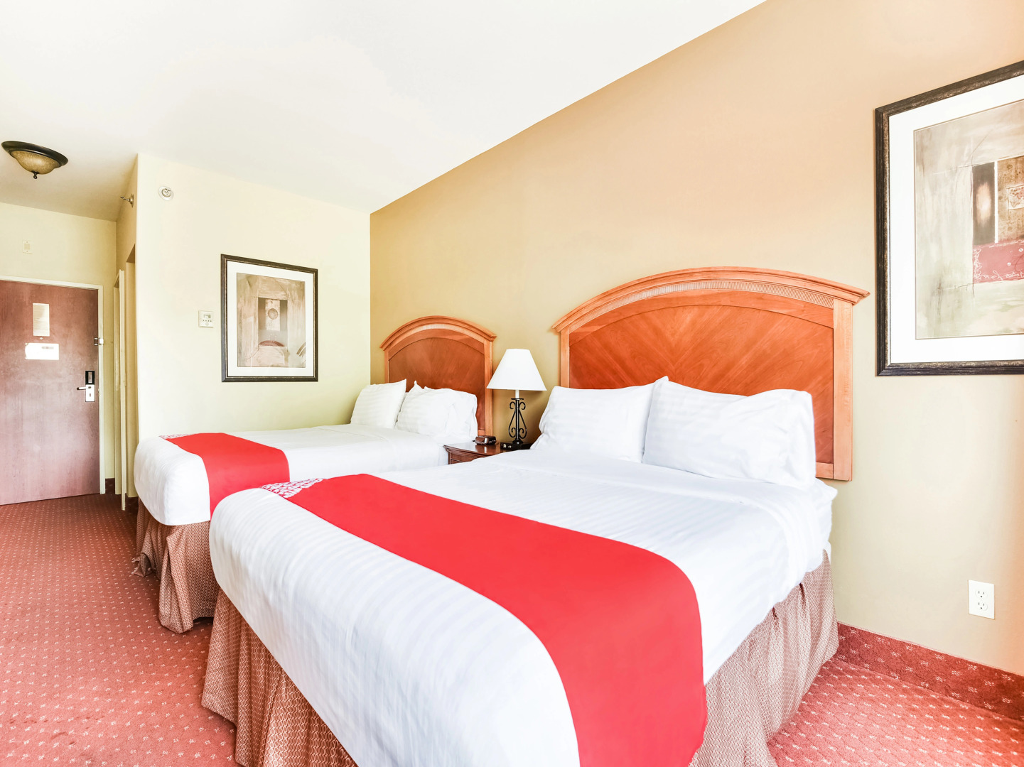 OYO Townhouse Oklahoma City Airport