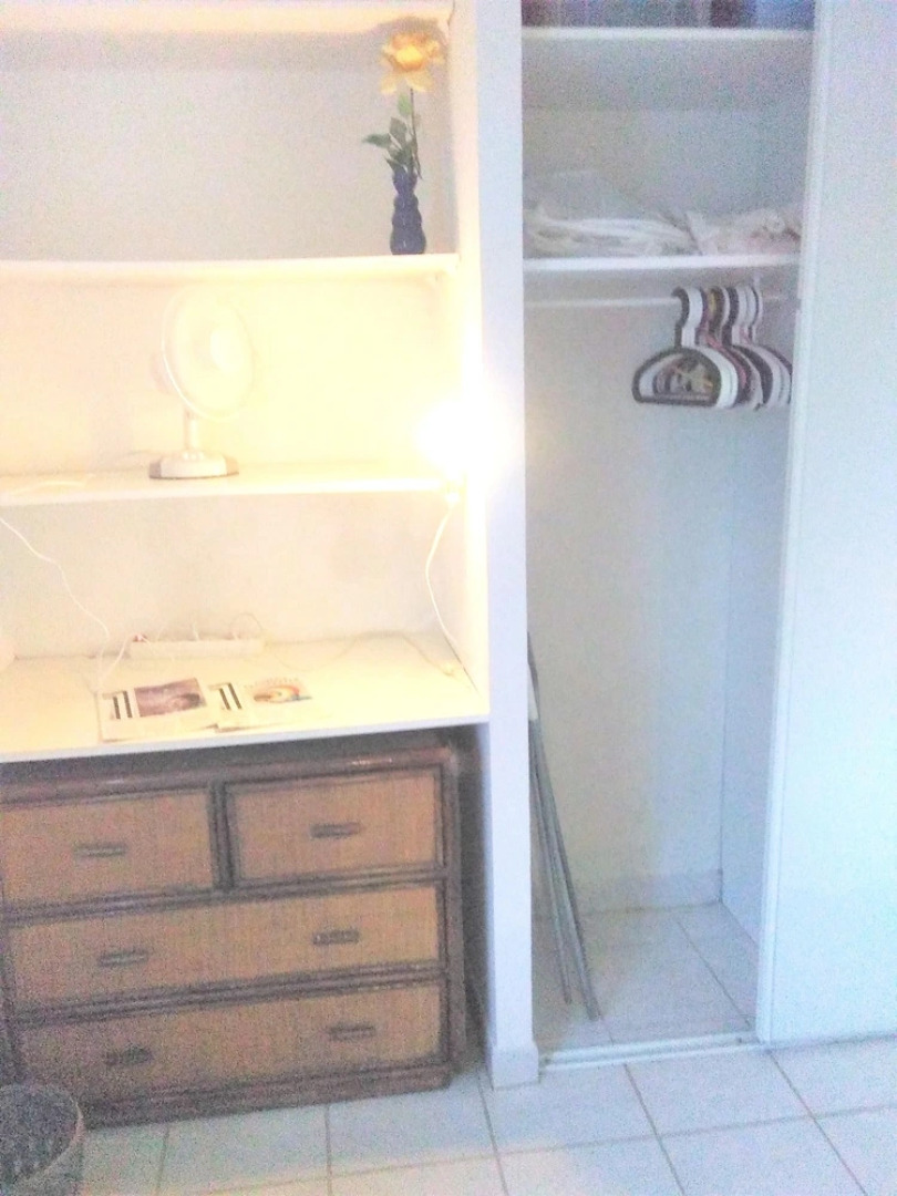 House With 3 Bedrooms in La Londe les Maures, With Terrace and Wifi -