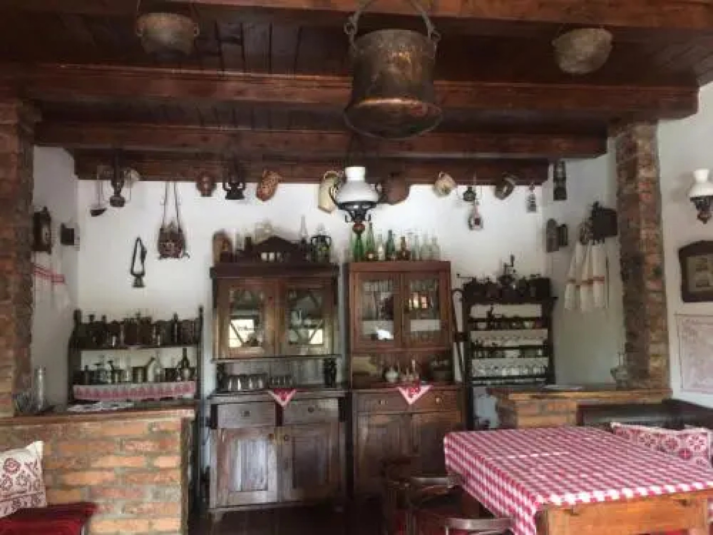 Zsuzsanna Paraszthaz