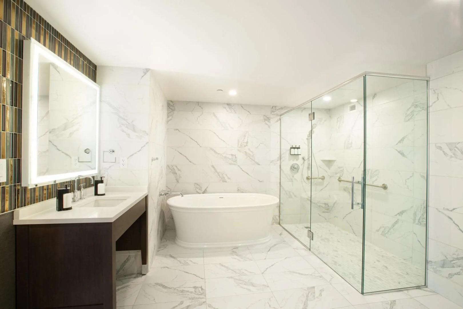 Sands Regency Casino Hotel — только для взрослых