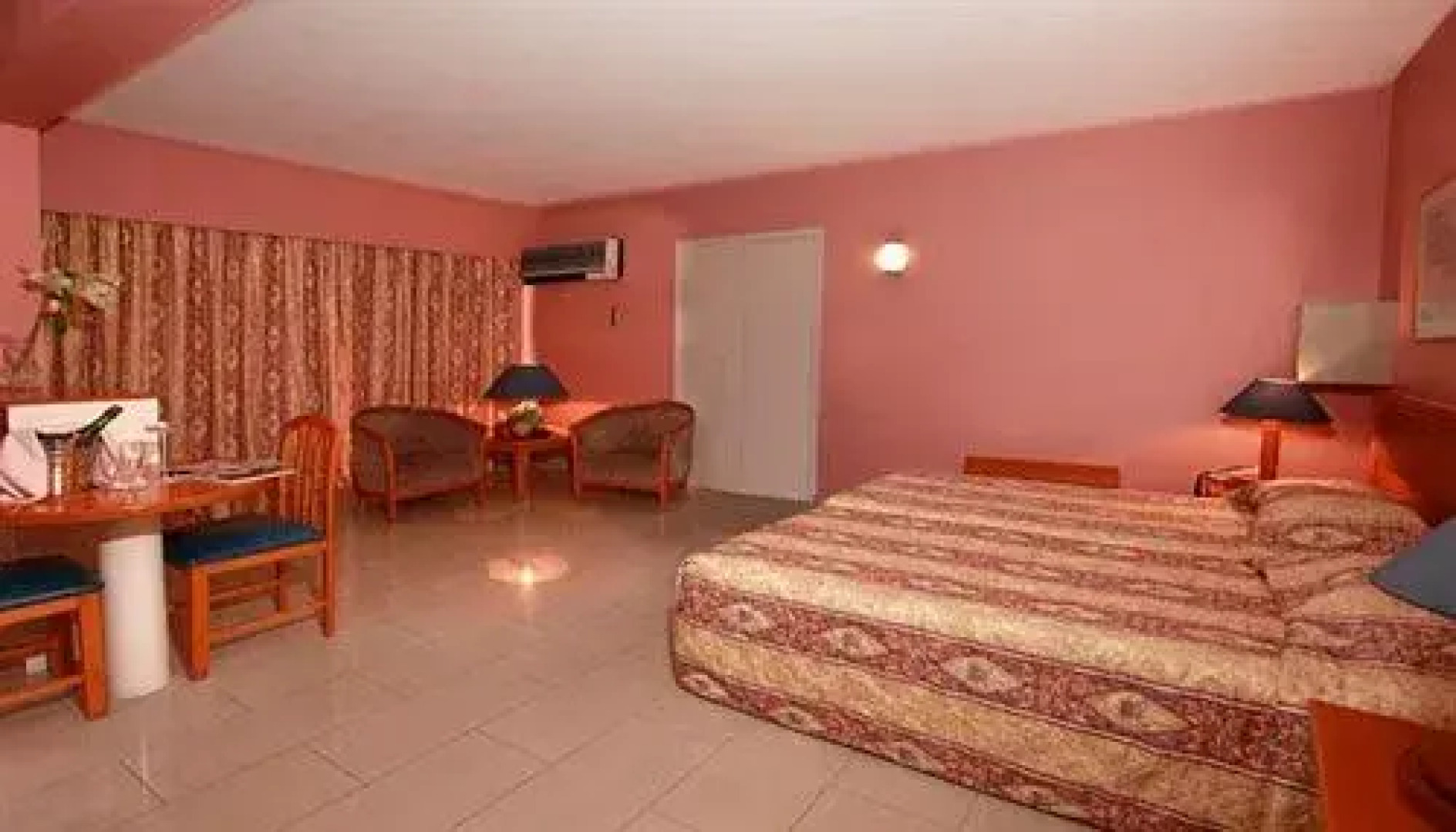 Jasmine Hotel Apartments