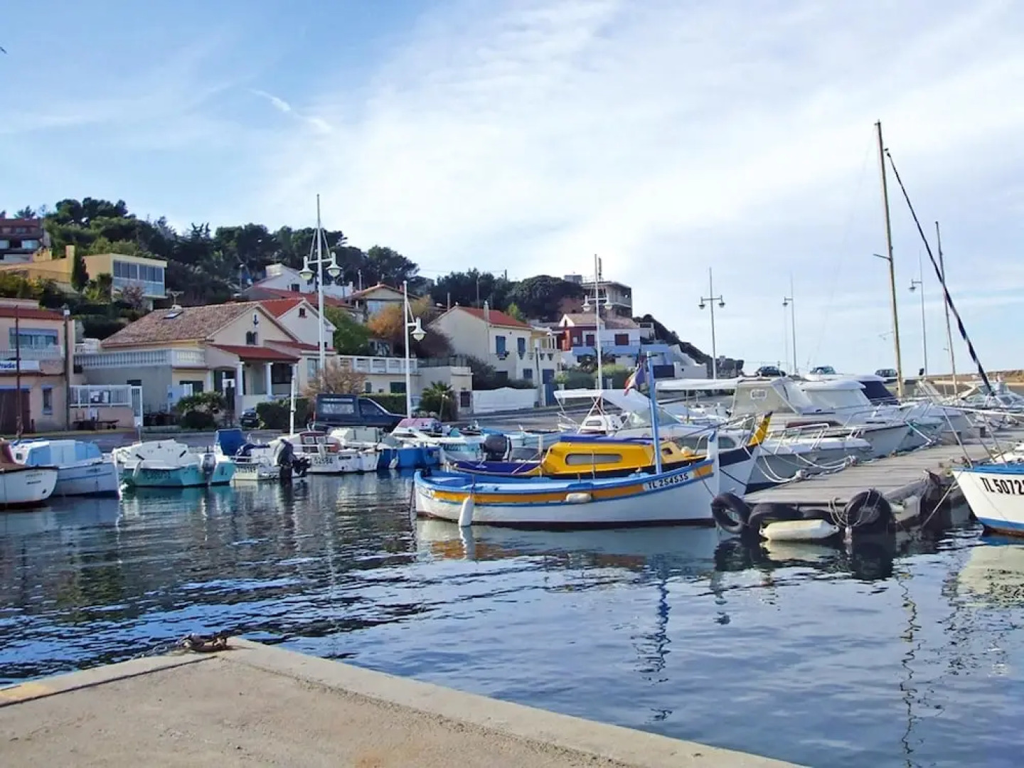 Apartment with One Bedroom in Le Pradet, with Enclosed Garden And Wifi - 800 M From the Beach