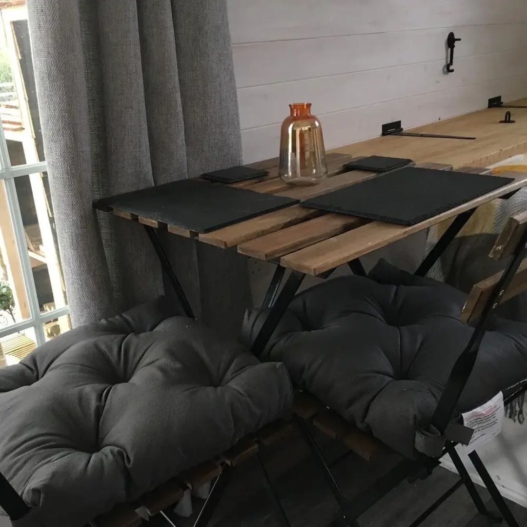 The Hut at Dinnington