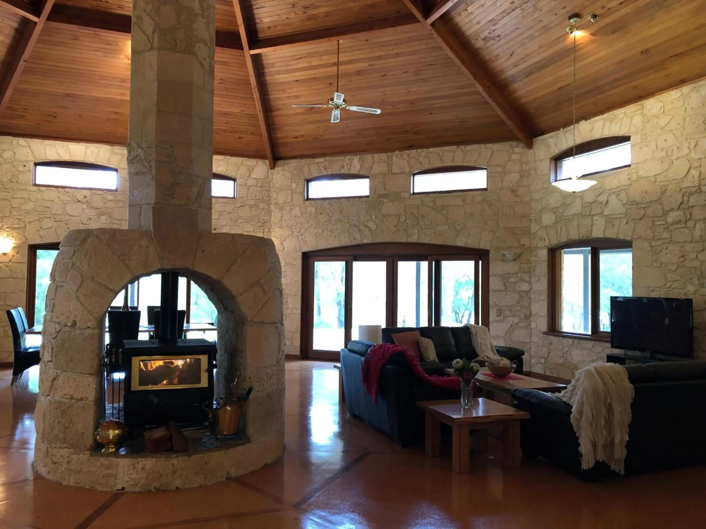 Harmony Forest Accommodation and Vineyard
