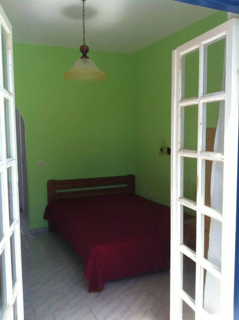 Free Sun Rooms and Apartments