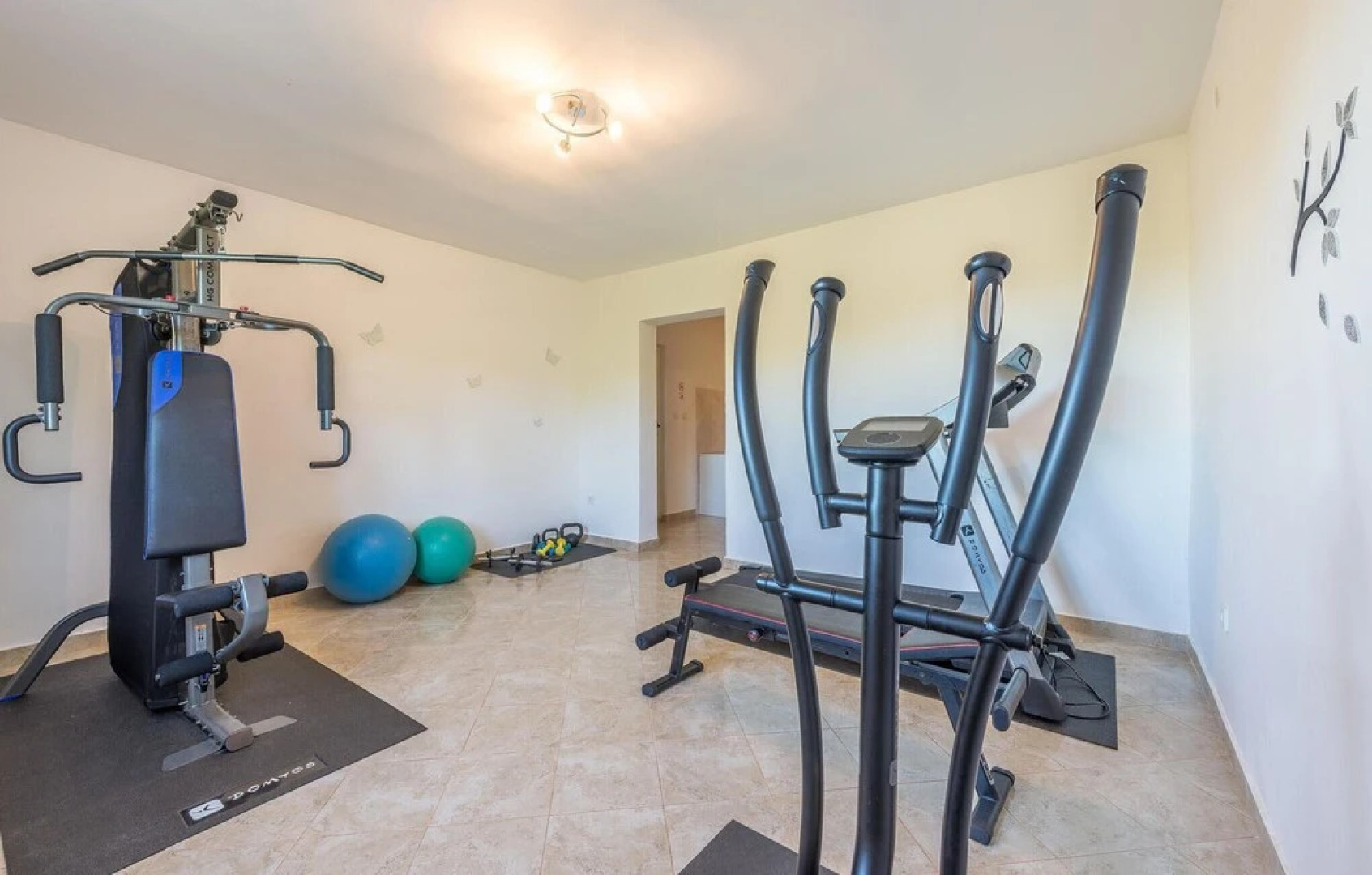 Nice Home in Pasman With 4 Bedrooms, Wifi and Outdoor Swimming Pool